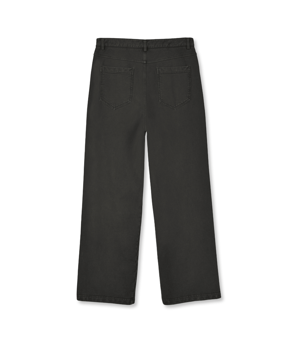 [BROWNYARD] DENIM SWEAT PANTS&#039;WASHED BLACK’